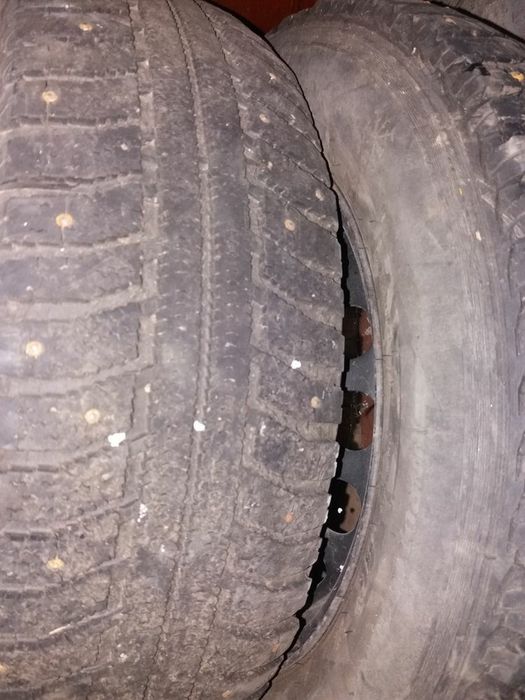 Комплект зимних колёс в сборе..