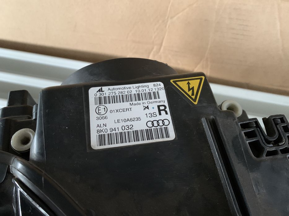 Audi A4 b8.5 Оригинални Фарове неубурудвани