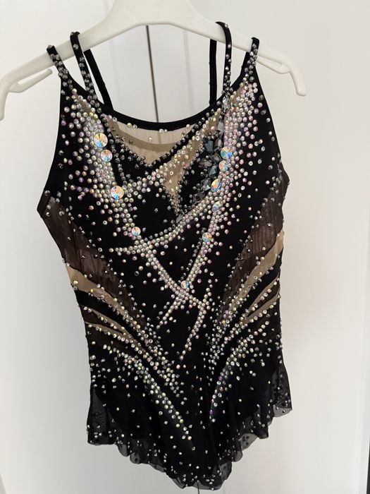 Купальники гимнастические для выступлений