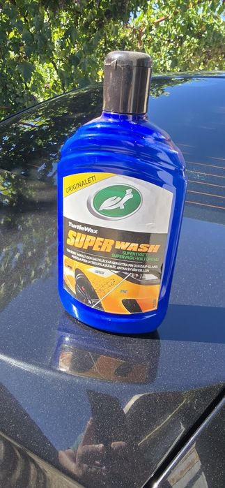 Soluție spălat masina TurtleWax . Super wash si rain repellent