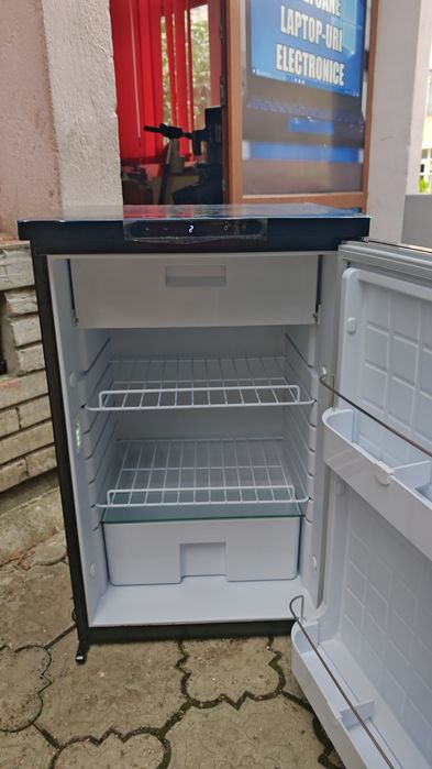 Frigider rulota smart 12/24v  nou