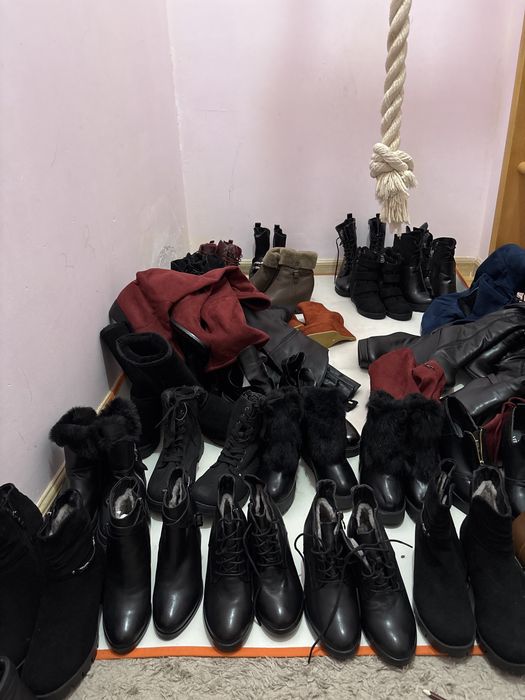 Продам женские зимние сапоги по 5000 тг любая модель