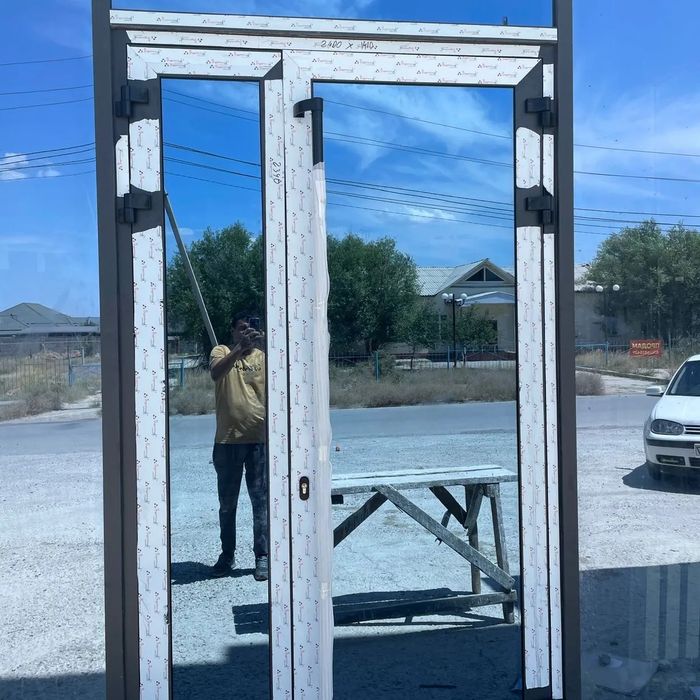 Алюминиевые двери, окна, витражи