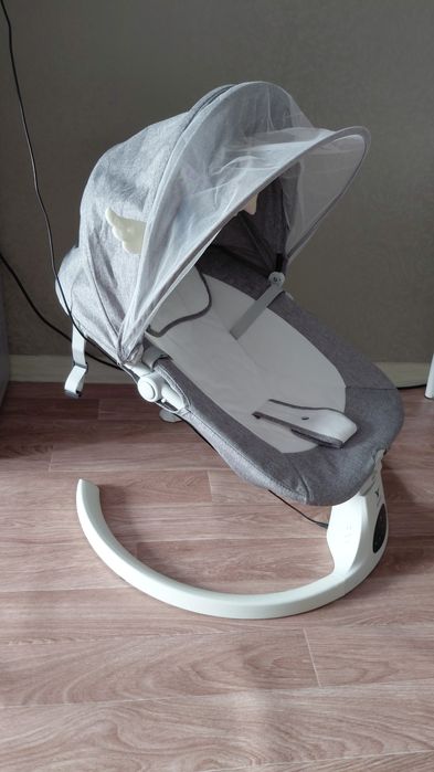 Шезлонг для малыша.