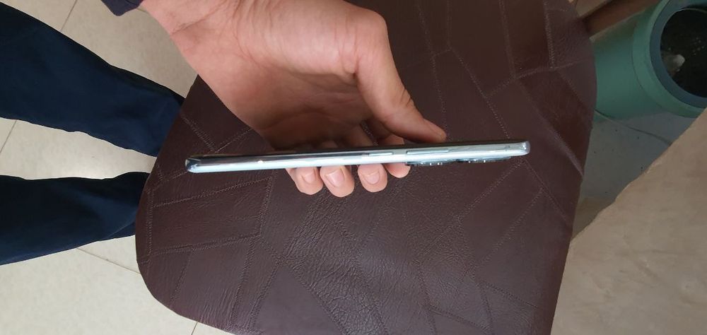 Honor 90 holati yangi