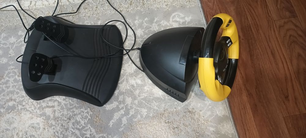 Продам руль игровой