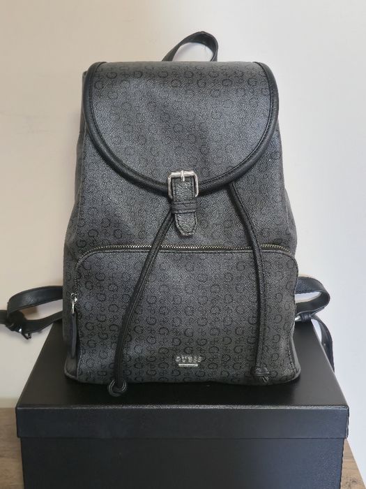 Guess оригинална дамска раница