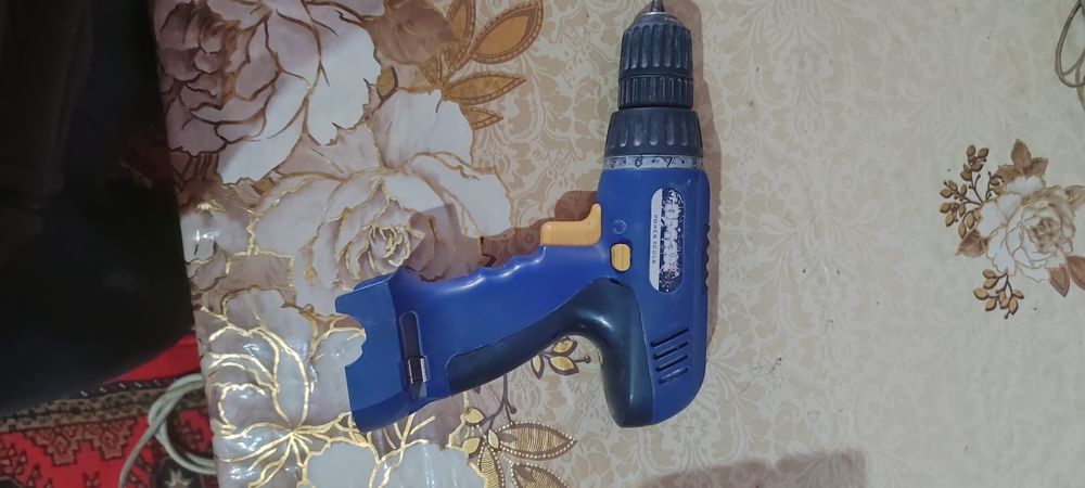 Shurpaveyor sotiladi