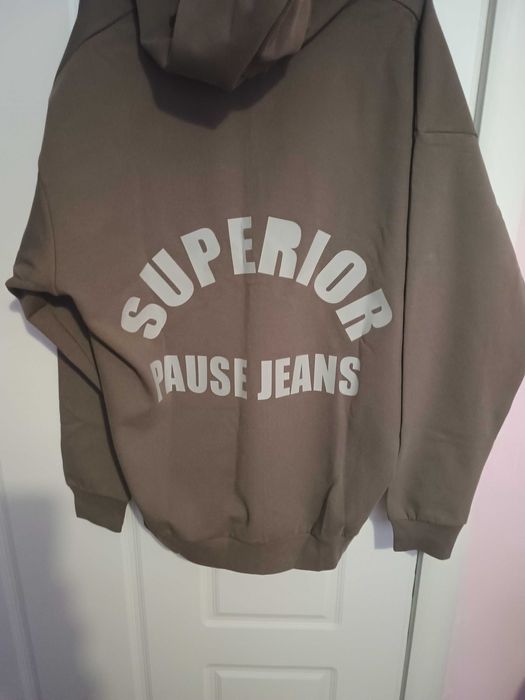 Суичър PAUSE "S" размер