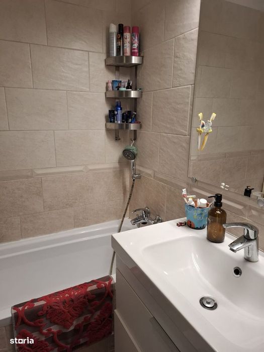 apartament 3 camere decomandat