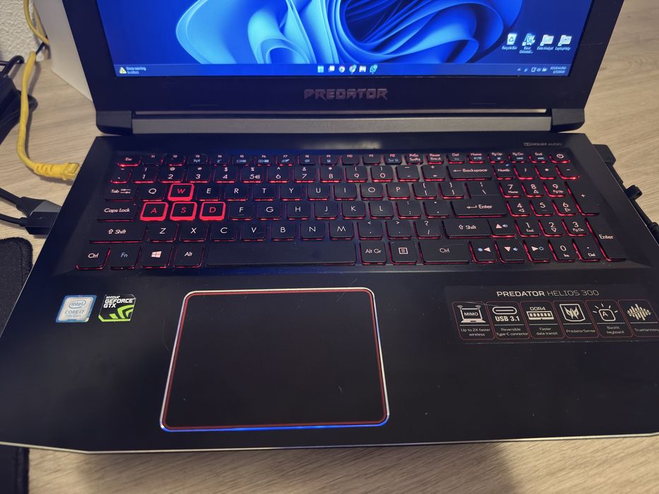 Laptop Acer Predator Helios 300