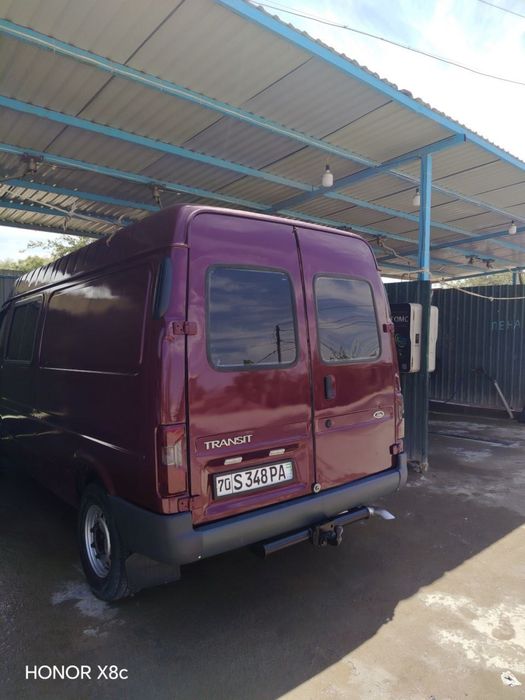 Ford tranzit sotiladi