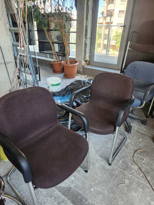 Масивни офис мебели