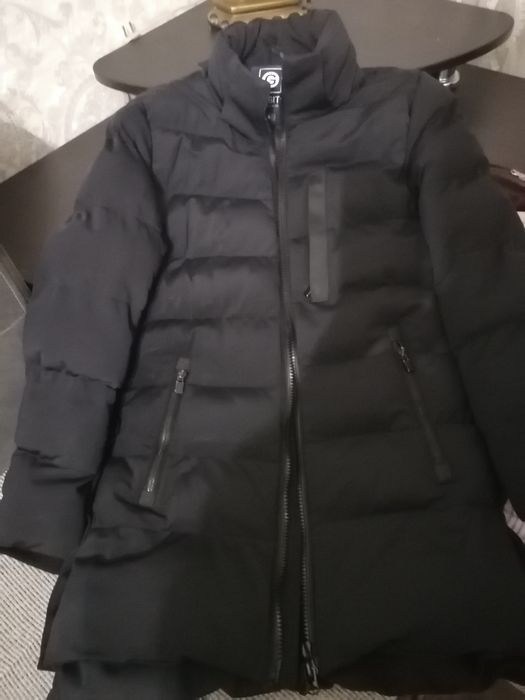 Продаю куртку 5 000