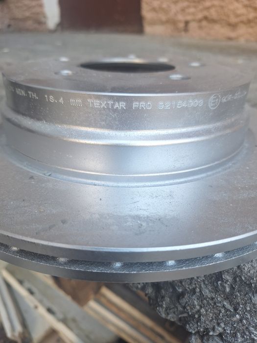 2 бр .Задни дискове за bmw E90 x drive и  bmw X1