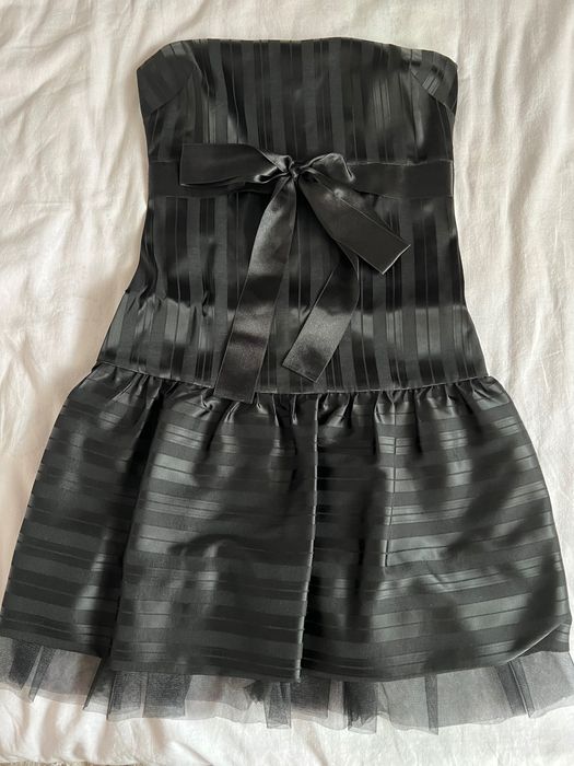 Къса черна дамска рокля