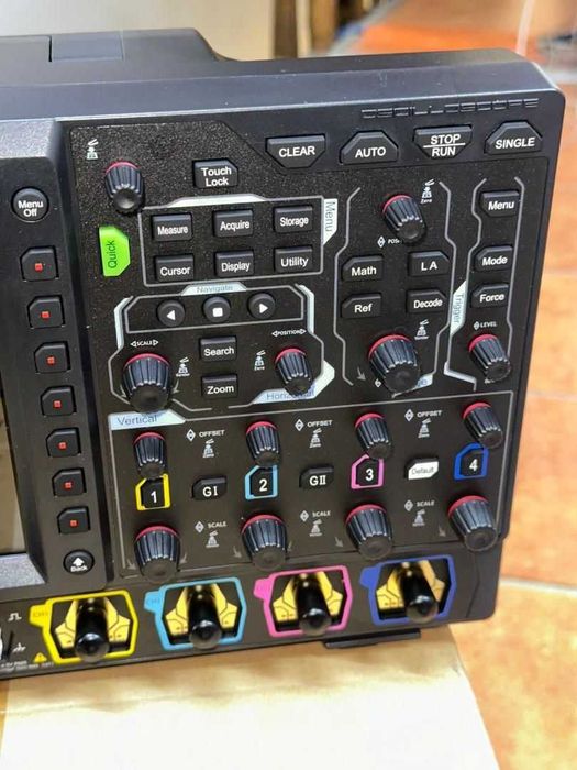 Osciloscop Digital RIGOL MSO8204 -A-