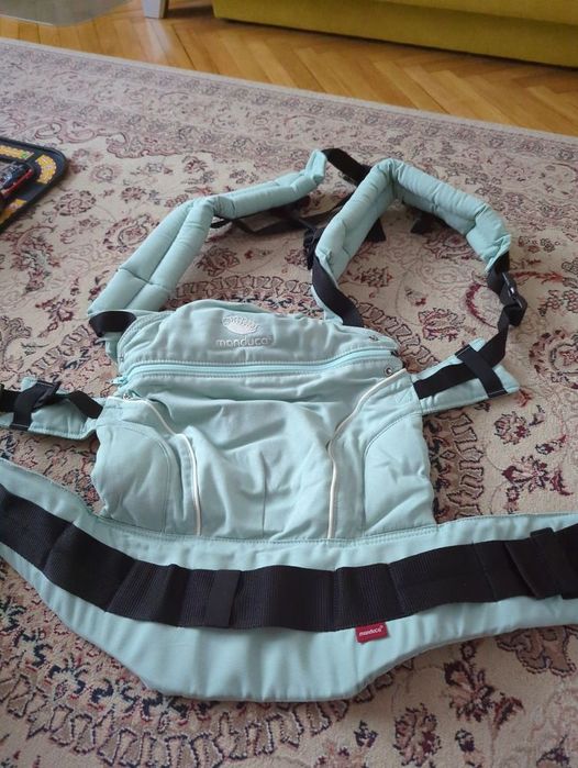 Vând marsupiu manduca