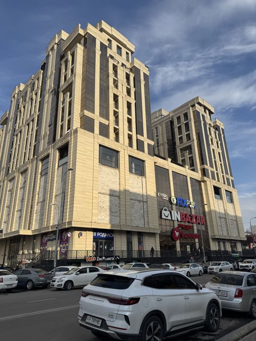 Продается квартира в элитной новостройке Qorasuv Plaza 3 ком. 93 кв.м