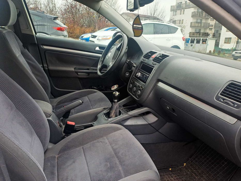 Vand/Schimb VW Jetta 2006. 1.6 FSI Benzină  Euro4  Factura pe firma