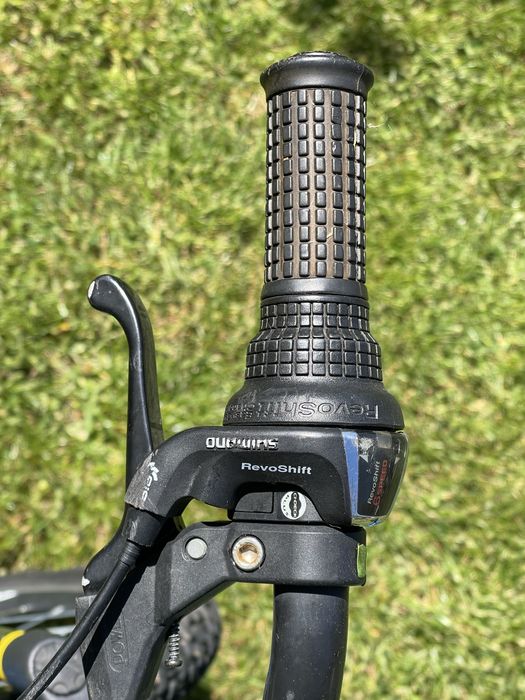 Bicicleta MTB 24 cadru aluminiu pentru copii