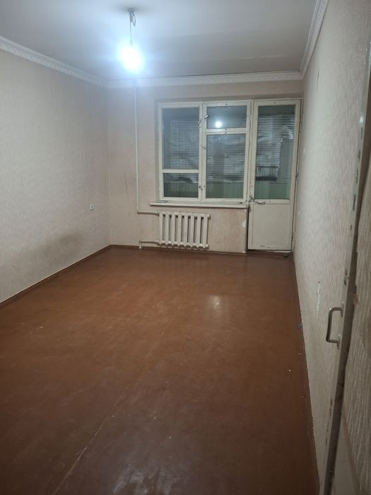 Шахар марказидан 2 хонали квартира сотилади