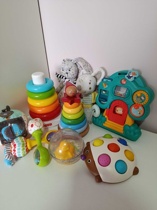 Сет от бебешки играчки