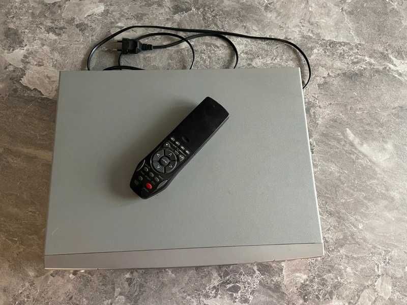 DVD Player Dual 3000 MP – Dolby Digital, DTS Out cu telecomanda