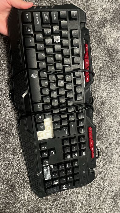 2 Laptouri,Detalii Privat