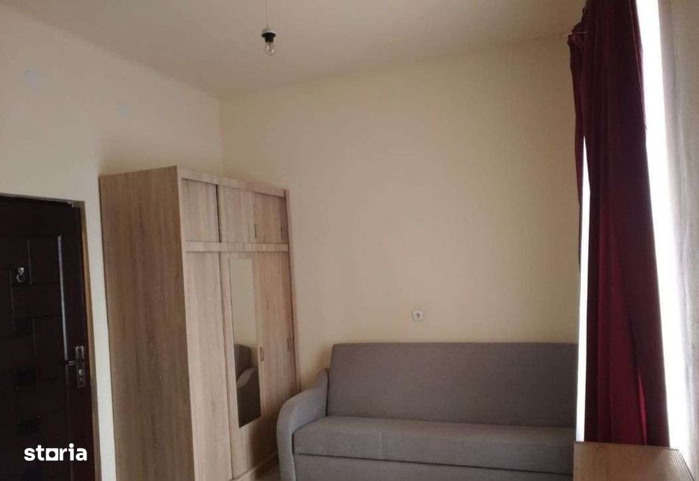 Vând apartament semicentral
