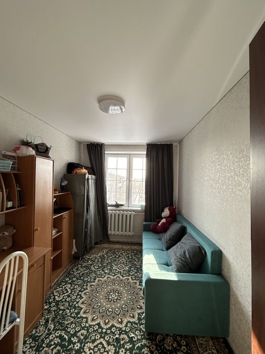 Идем девочку на подселение