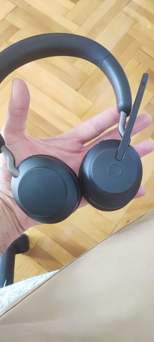 casti Jabra Evolve 75, jabra evolve 65II, plantronics  voyager focus 2