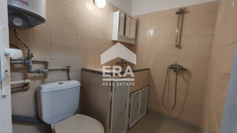 Дава се под наем Тристаен апартамент в Варна, Лятно кино Тракия - 65 кв.м за 448.8 € - Снимка #7