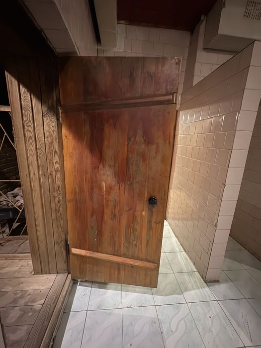 Отдам двери межкомнатные