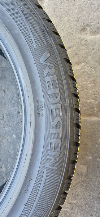 4 anvelope iarna ca noi Vredestein 255/45/20,dot 2021.Pretul este pe bucata.