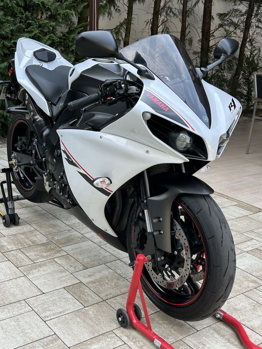 Yamaha R 1 Big Bang an 2014