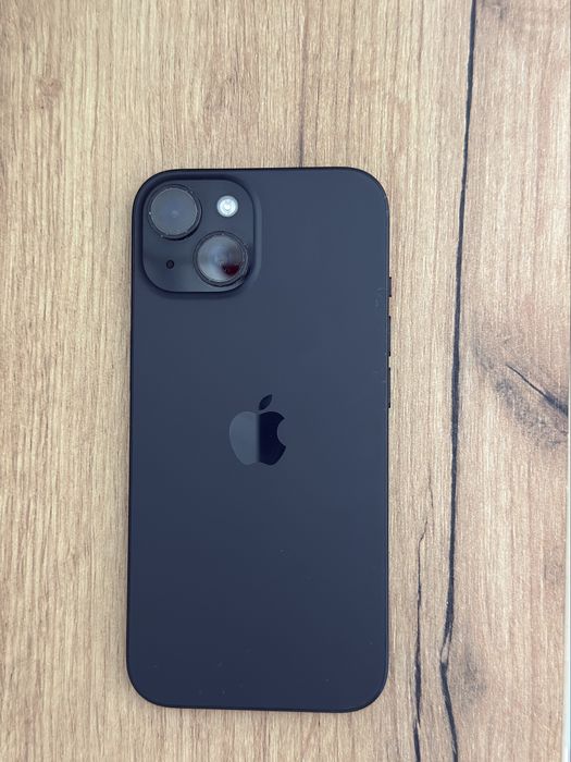 iPhone 15 128GB