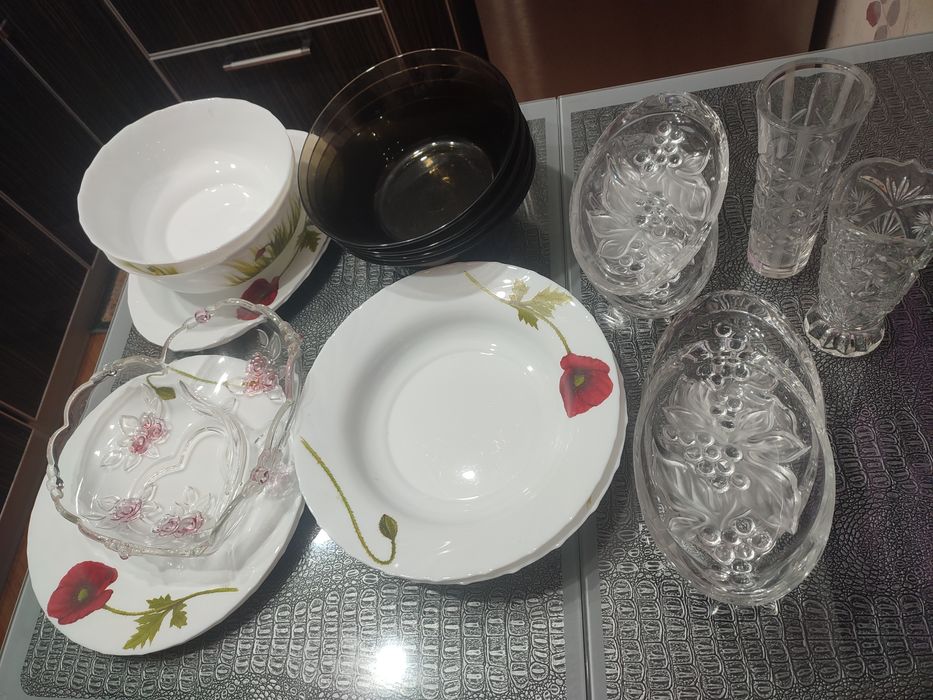 Тарелки  большие