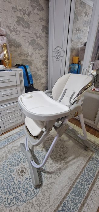 Продам детский стол