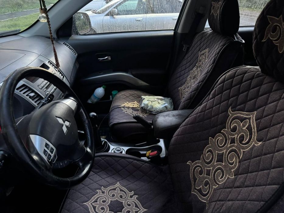 Mitsubishi outlander 2 поколение
