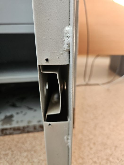 Сейф металлический