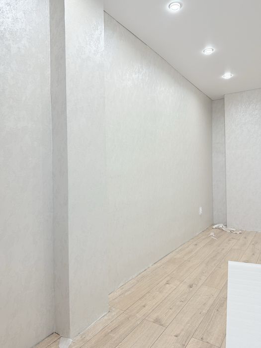 Поклейка обоев качественно