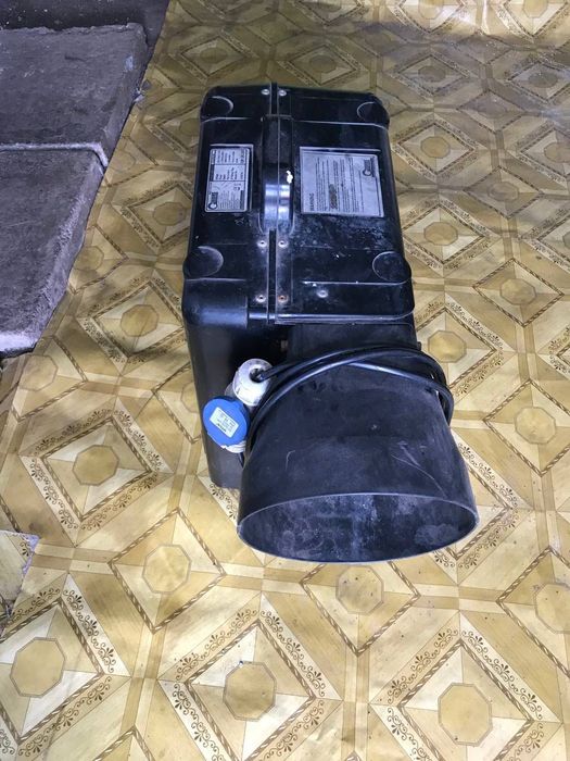 Насос (нагнетатель воздуха) для батута