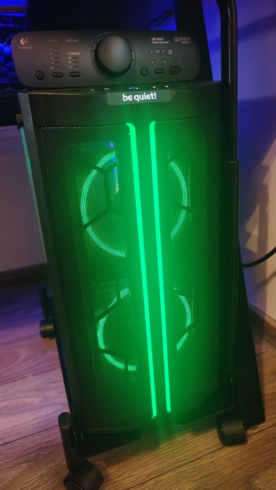 Геймърски компютър Asus
