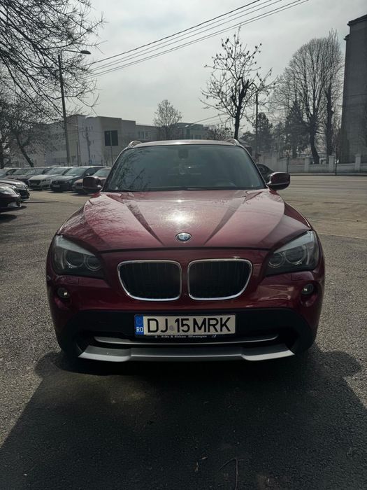 BMW X1 2011 — imagine 2