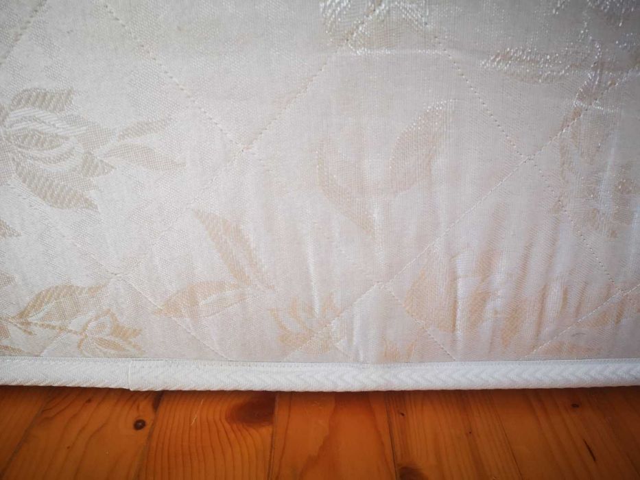 Еднолицев матрак 145х200 см