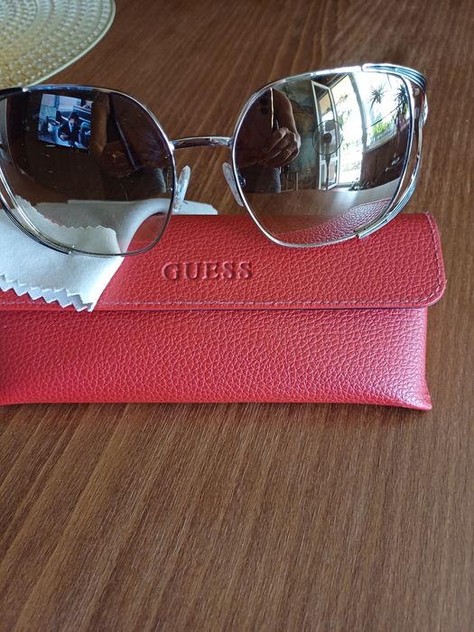 Очила GUESS   нови