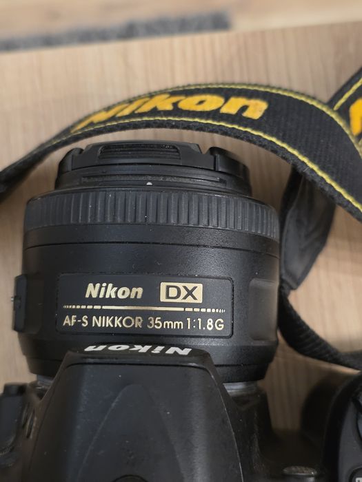 Фотоапарат Nikon D3100