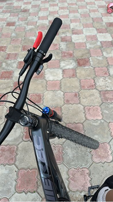 Erec xt300,велосипед двух подвес