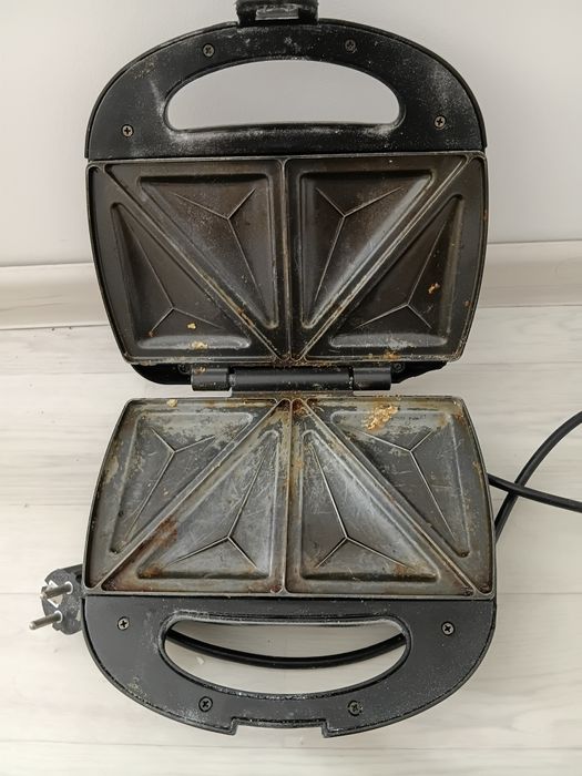 Продам Сэндвечницу Maxwell